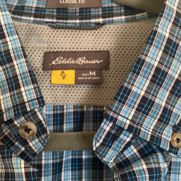 Long sleeve blue button down - Picture 2 of 3